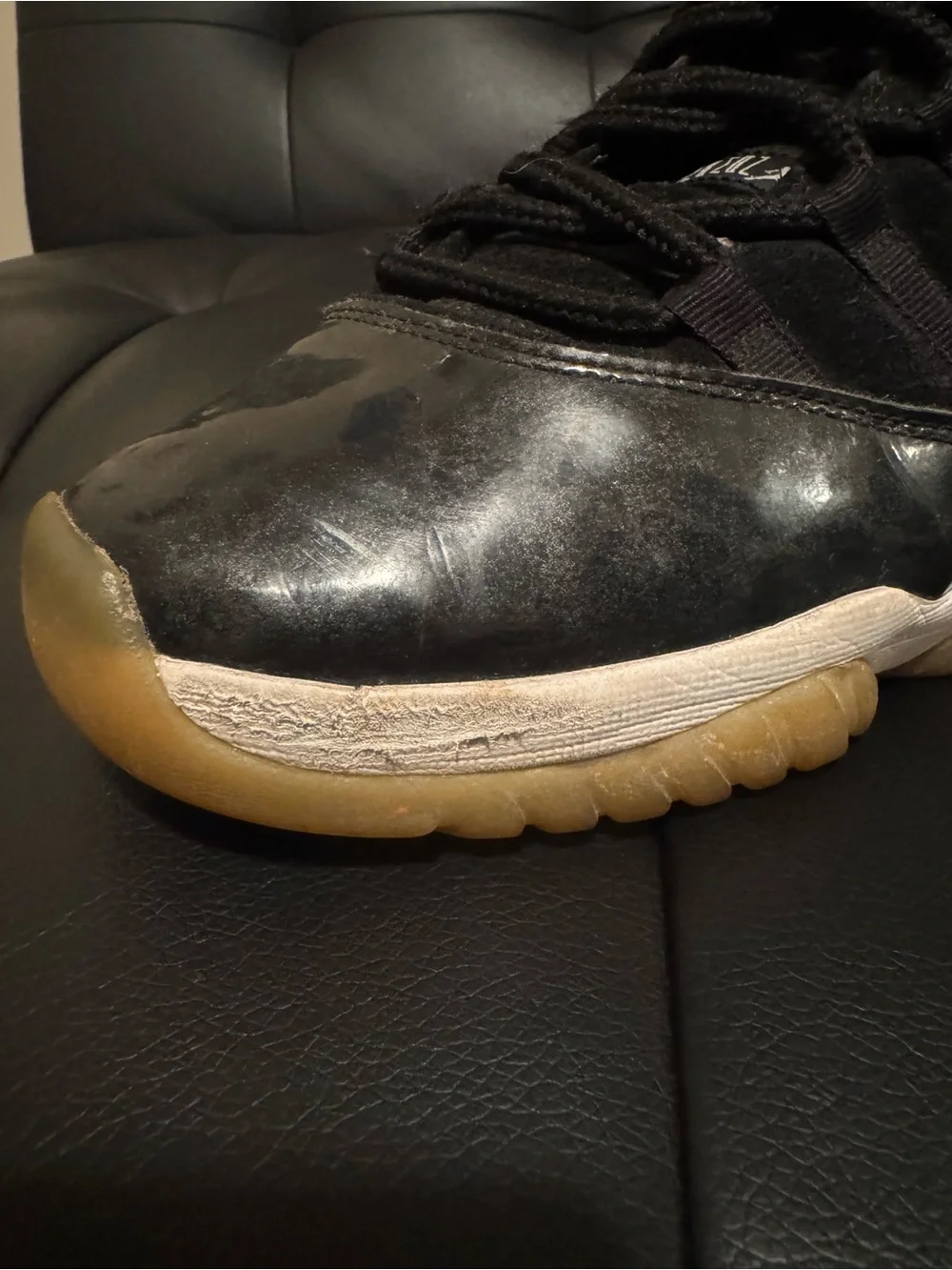 Jordan 11 Low Baron